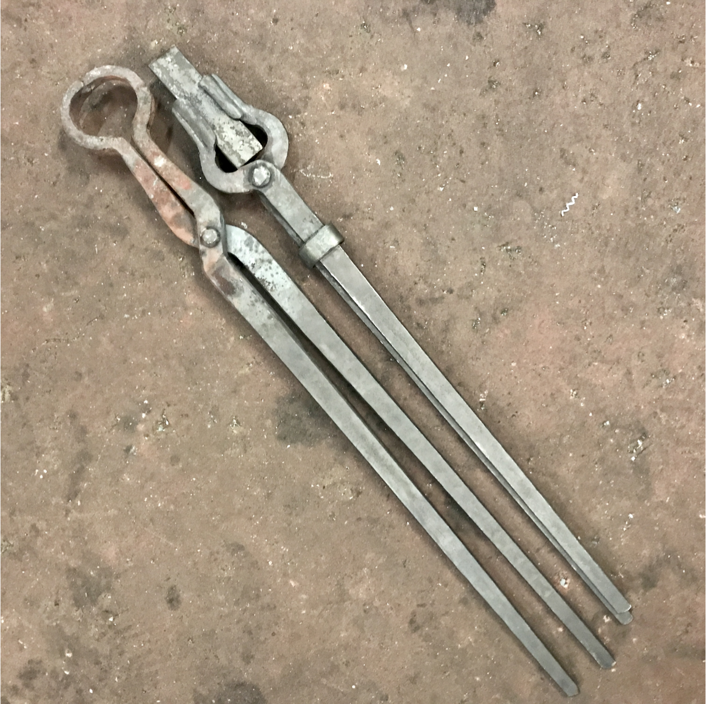 Goose Jaw Tongs Comparison